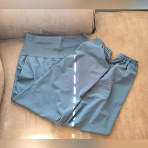 Gray Comfy Joggers with two side pockets M to XL